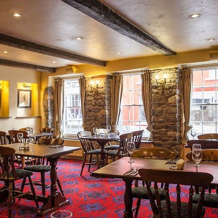 The King'S Head Llandovery Bagian luar foto
