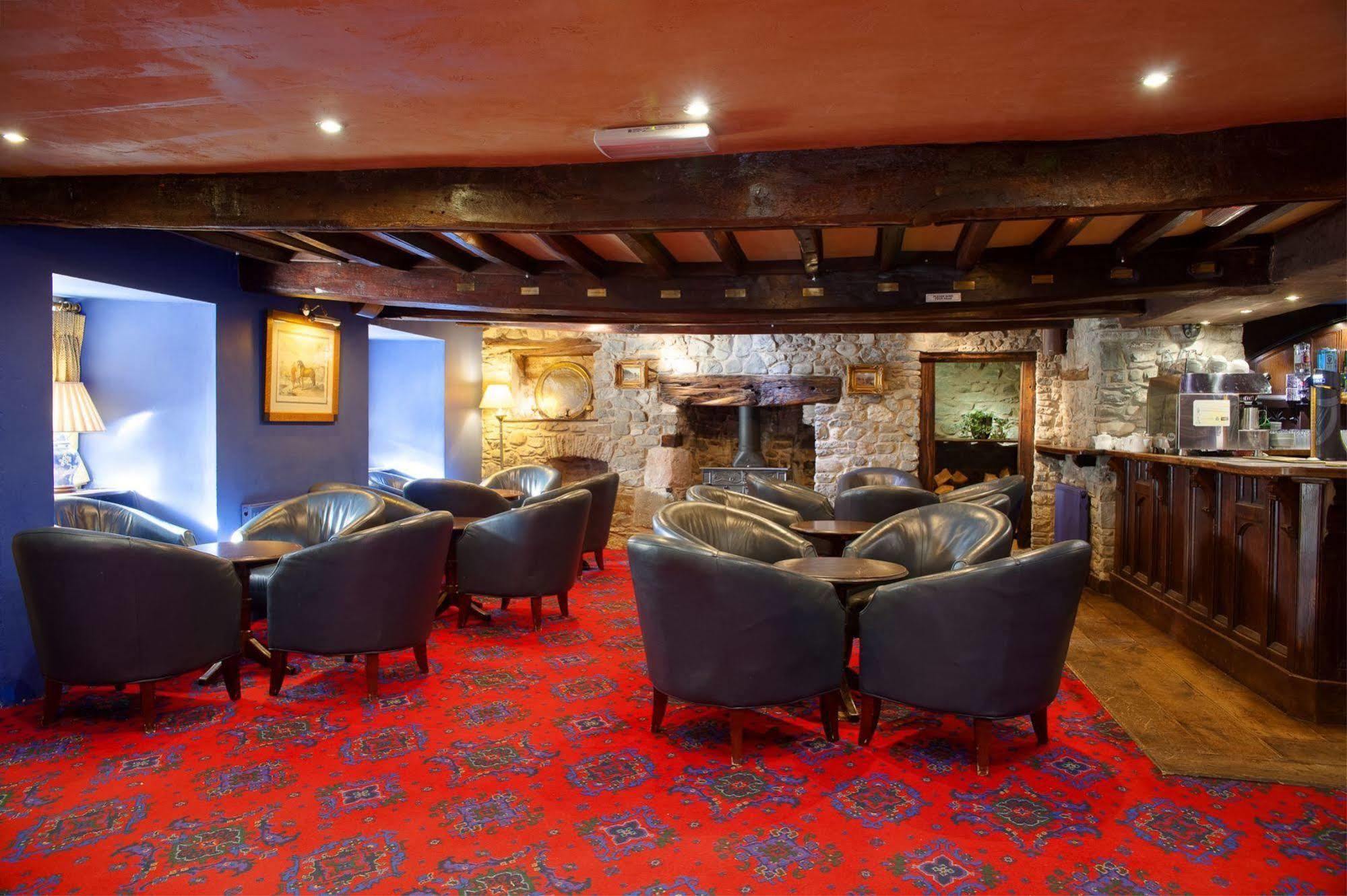 The King'S Head Llandovery Bagian luar foto